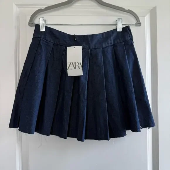 ZARA Pleated Dark Denim Raw Hem Cotton Skirt - Picture 3 of 6